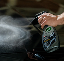 Load image into Gallery viewer, Turtle Wax Hybrid Solutions Ceramic Acrylic Black Car Wax
